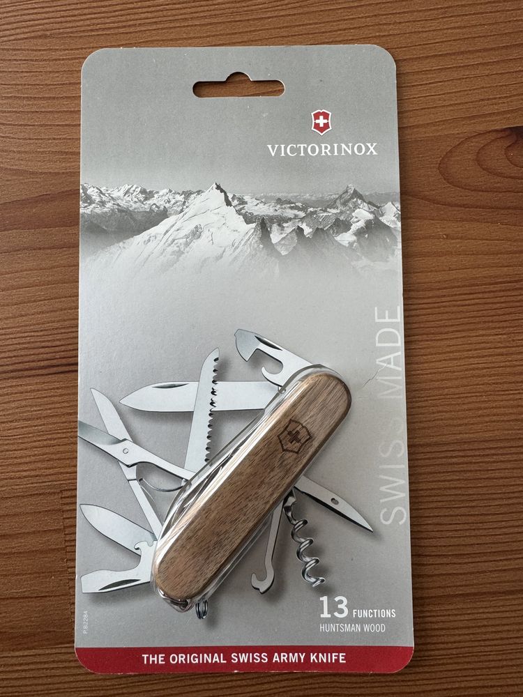 Victorinox Huntsman Wood nowy szwajcarski scyzoryk