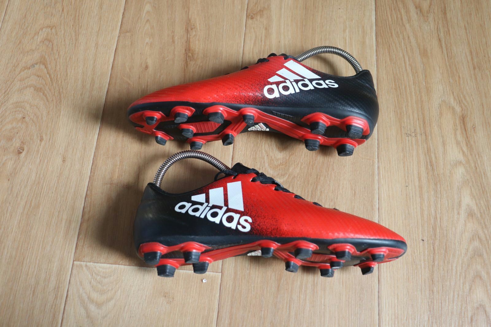 Кроссовки  adidas X 16.4 FXG BB1036
Размер 42