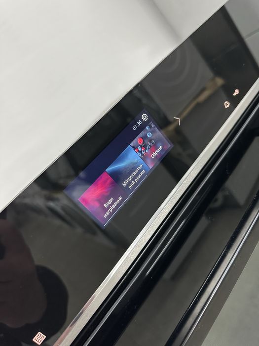 Духова шафа з мікрохвильовкою  Siemens CM776GKB1/D3