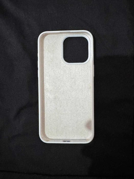 Capa de iPhone 15 pro Max 4cp por 25euros