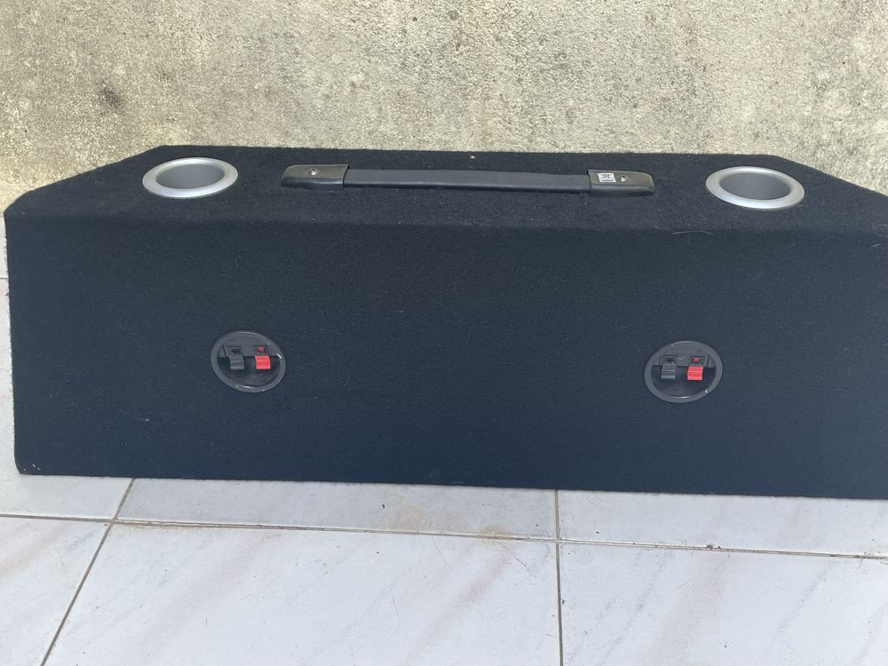 Coluna de som para carro
