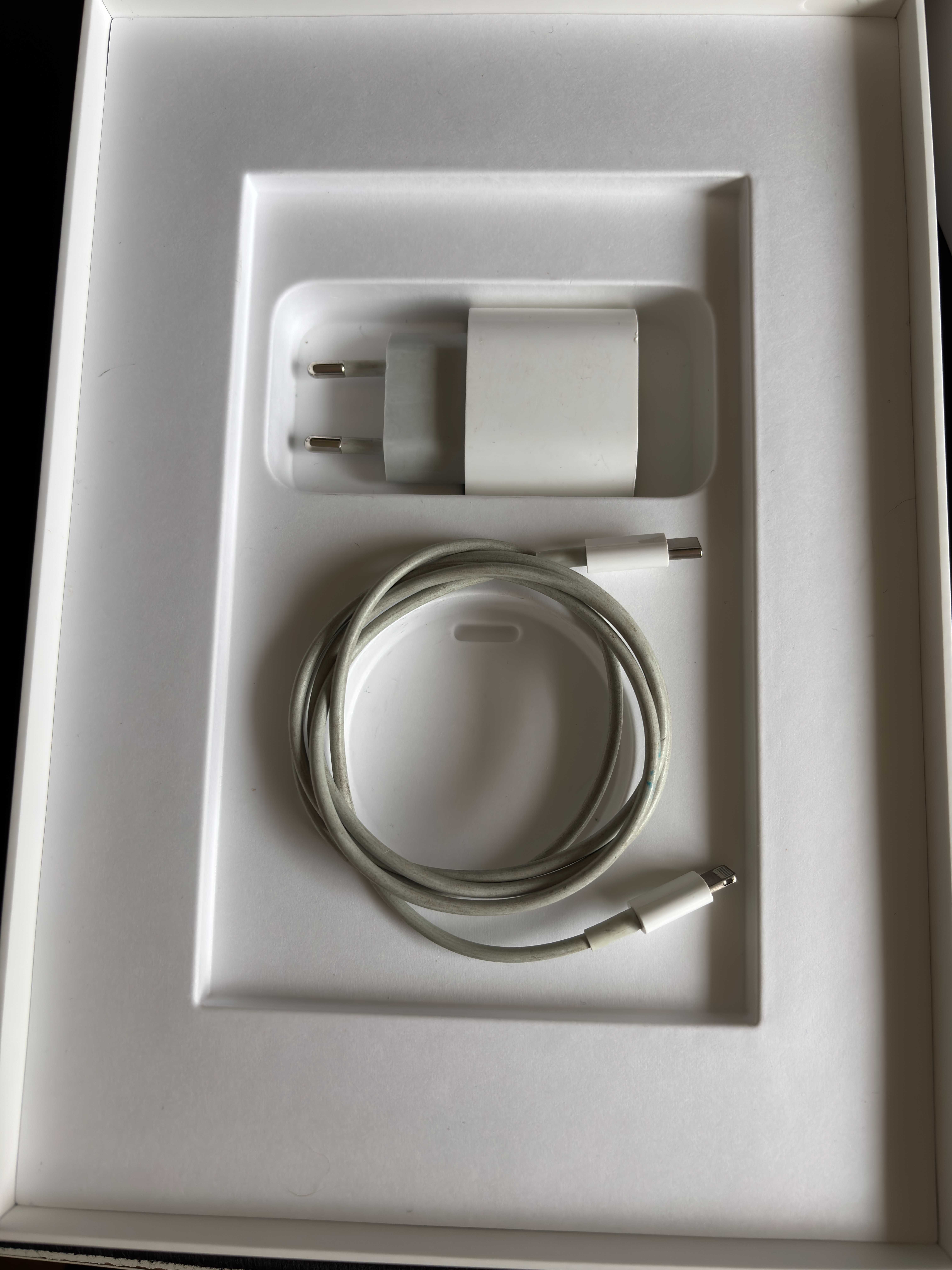 Apple iPad 9. generacji Wi-Fi 64GB – Space Gray