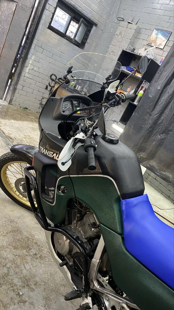 Honda Transalp400