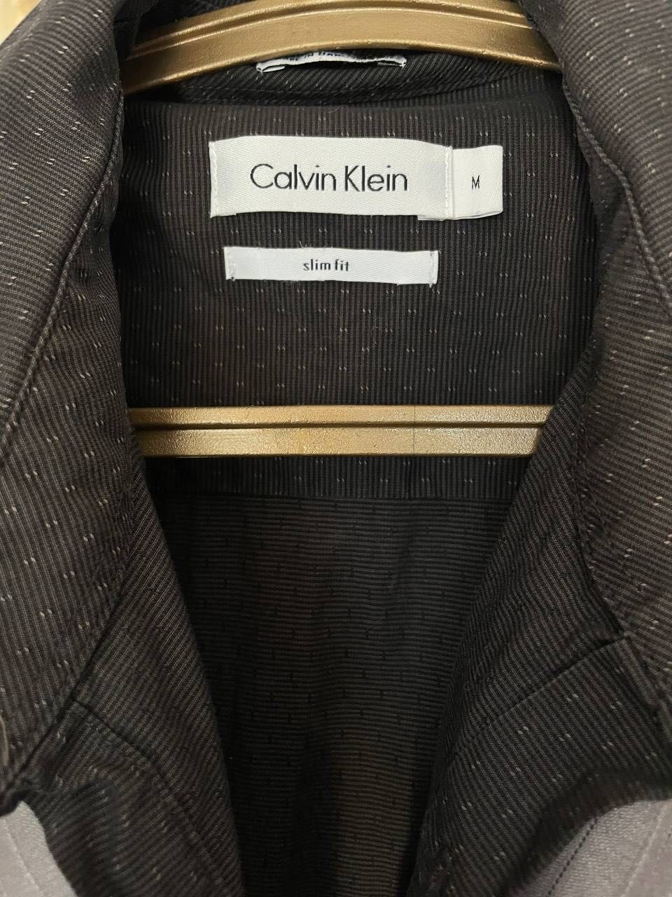 Костюм мужской светло-серый + Рубашка Calvin Klein в подарок