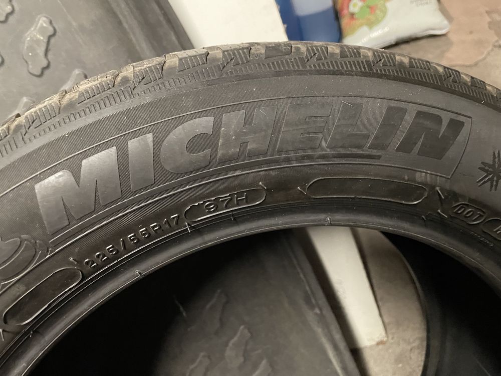 Opony zimowe michelin 225/55 17”