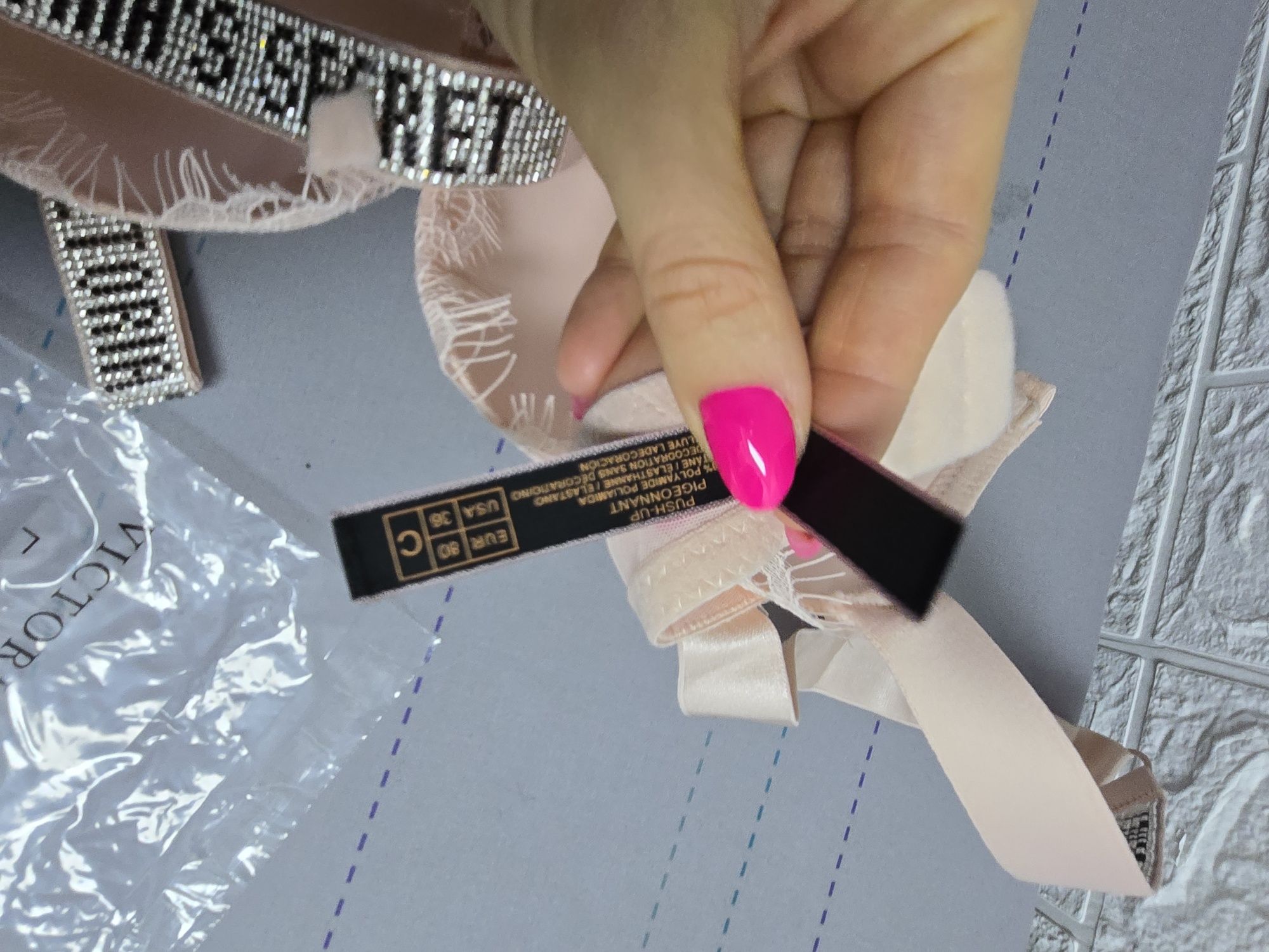 Bielizna Victoria Secret 80 c
