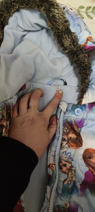 Зимова тепла куртка на 4 роки, 104-110 см