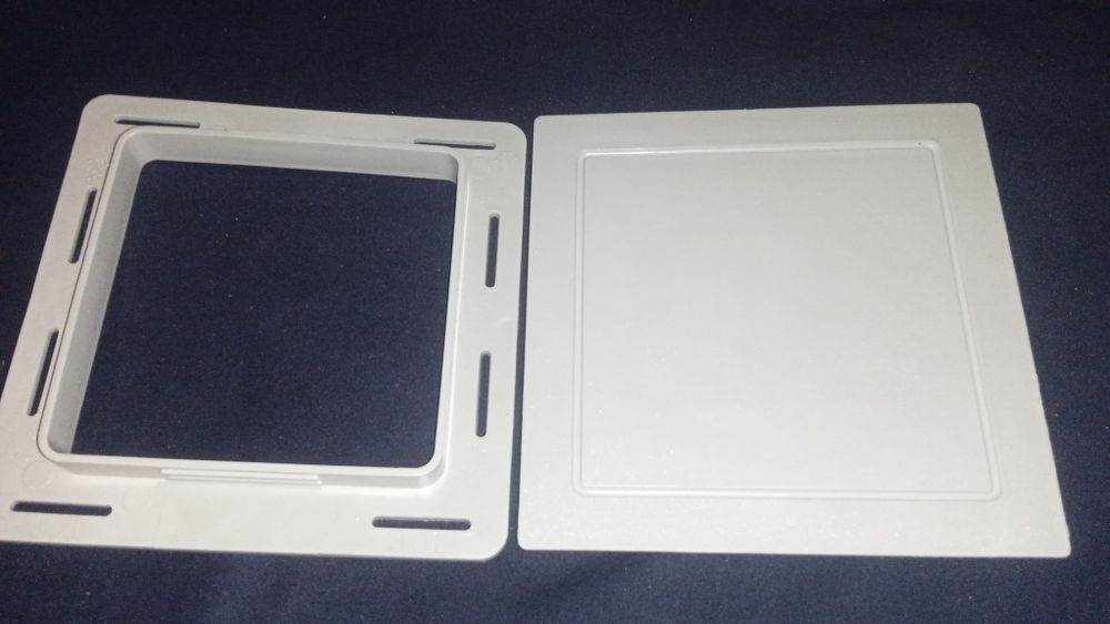 Mocowania elektryczne  ramki zaślepki montażowe