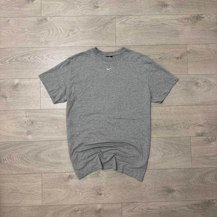 Зручна Оверсайз Сіра Футболка Найк Nike Center Logo, розмір XL