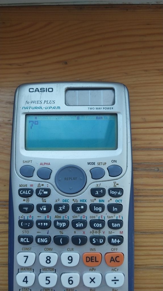 Продам калькулятор Casio fx-991ES Plus.