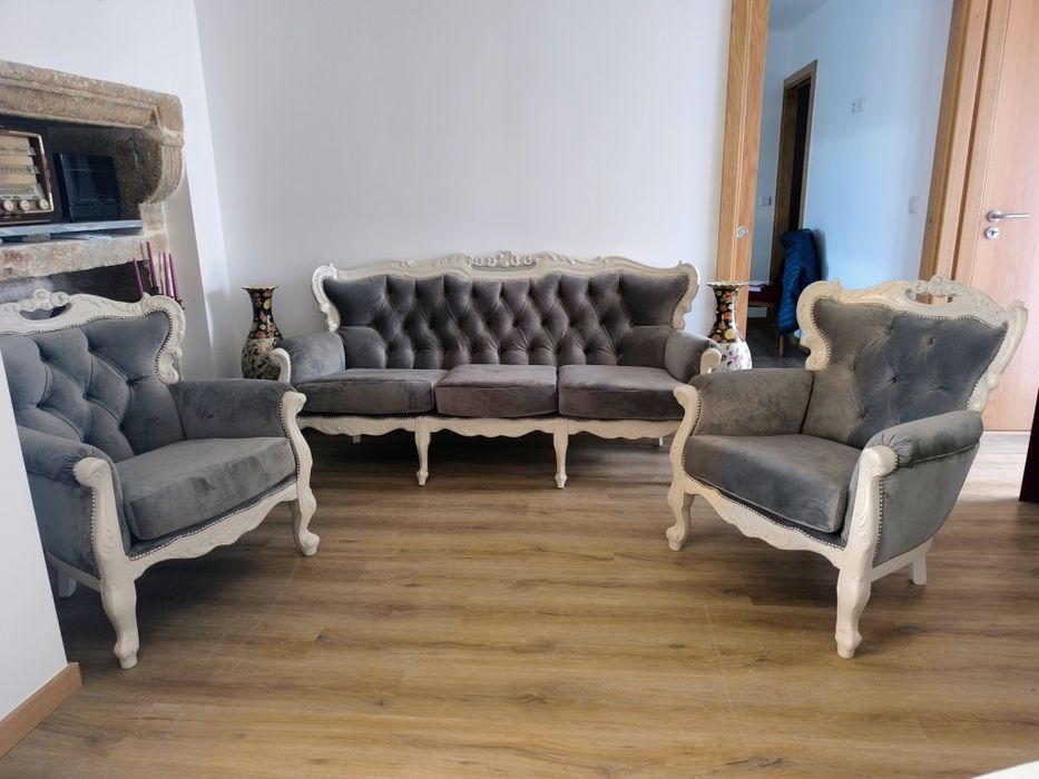 Conjunto luxuoso de sala estilo francês completamente restaurado