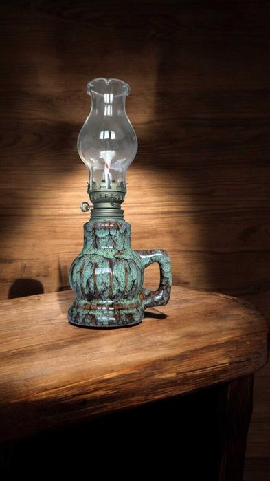 Lampa naftowa retro z uchwytem