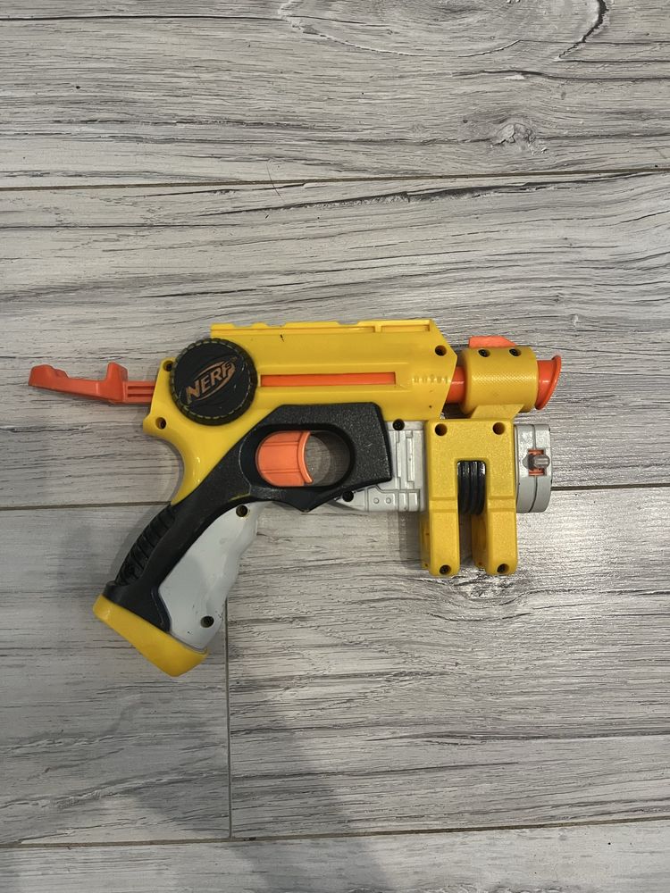 pistolet nerf zółty