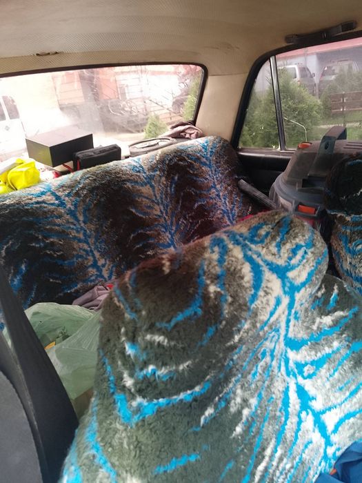 Продаю ВАЗ 2106 , у бойовому ходу.