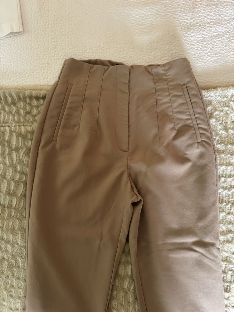 Vendo dois pares de calcas L da Zara