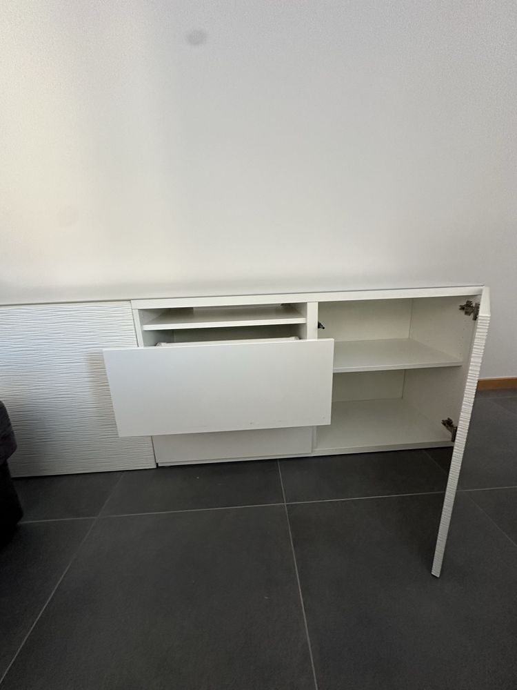 Movel de tv ike com vidro