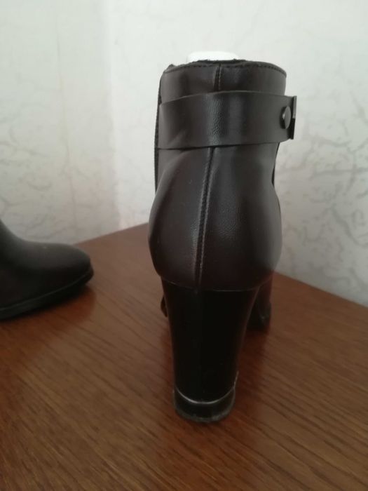 Ботiльони 34р, пiдбори 6см