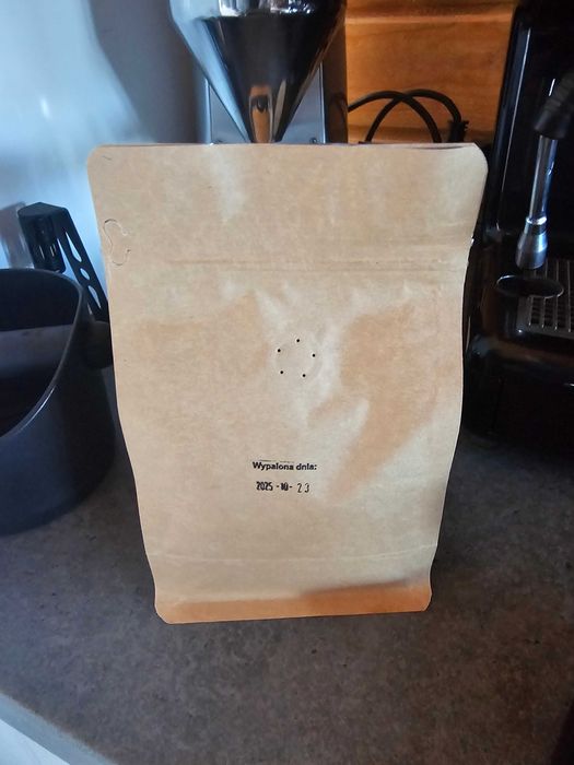 Kawa ziarnista  200g ŚWIEŻO PALONA 40%robusta , 60%arabica