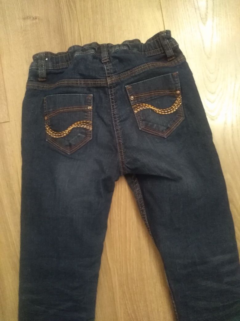 Spodnie jeans r 128
