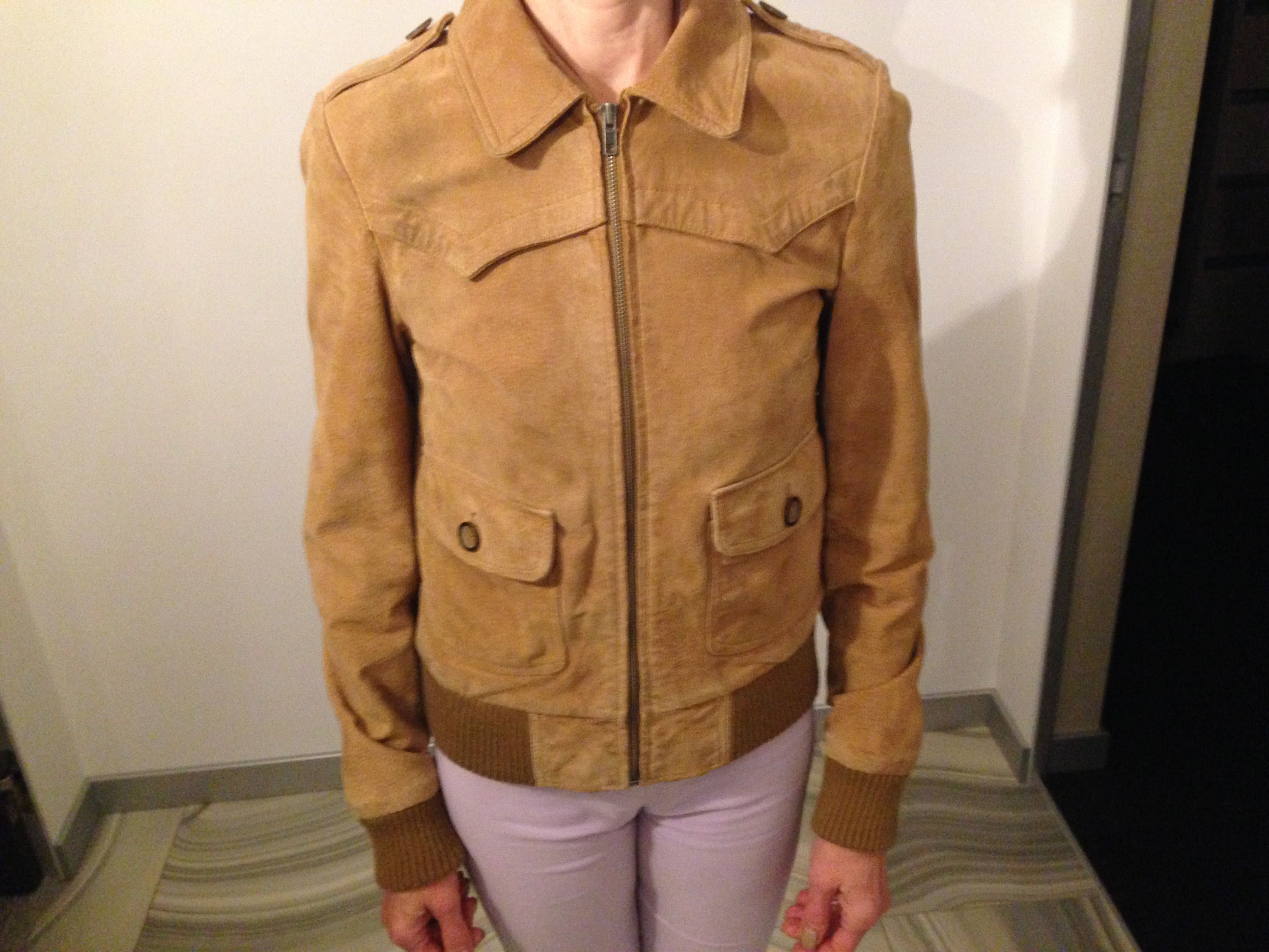 Распродажа продам женский  кожаный пиджак