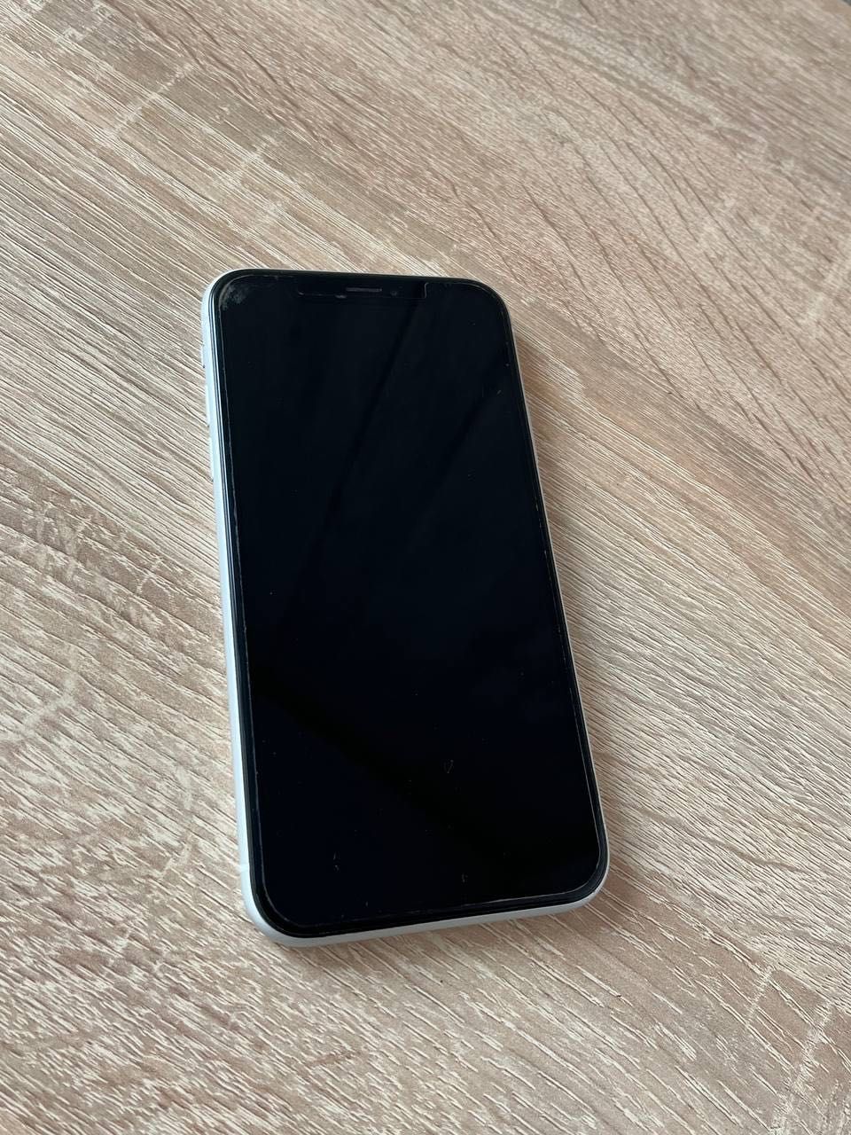 Продам Iphone XR 128gb