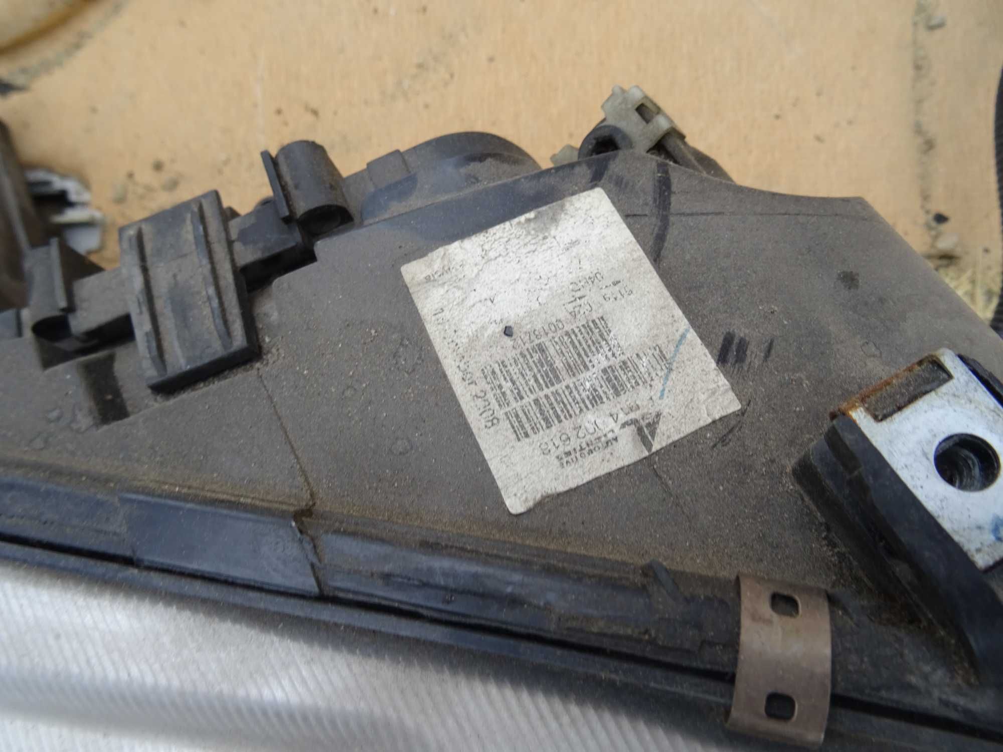 Lampa Prawa Przód Mazda 6 I GG