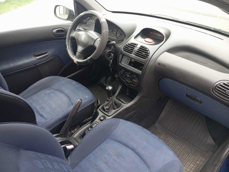 Peugeot 206 benzynka oszczędny! Zadbany! Możliwa zamiana!