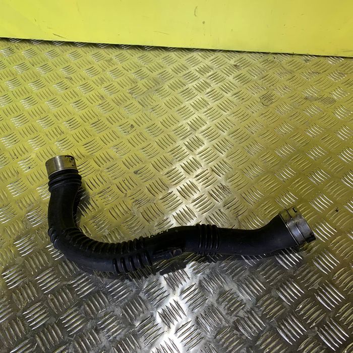 Патрубок інтеркулера