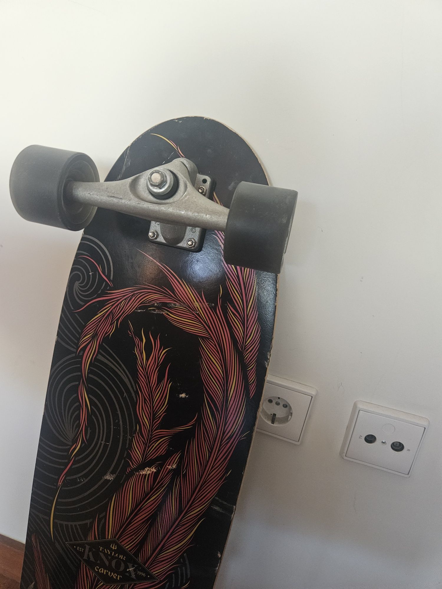 Skate Carver Taylor Knox