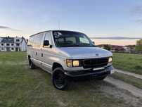 Ford econoline 4.6 v8 8 osobowy