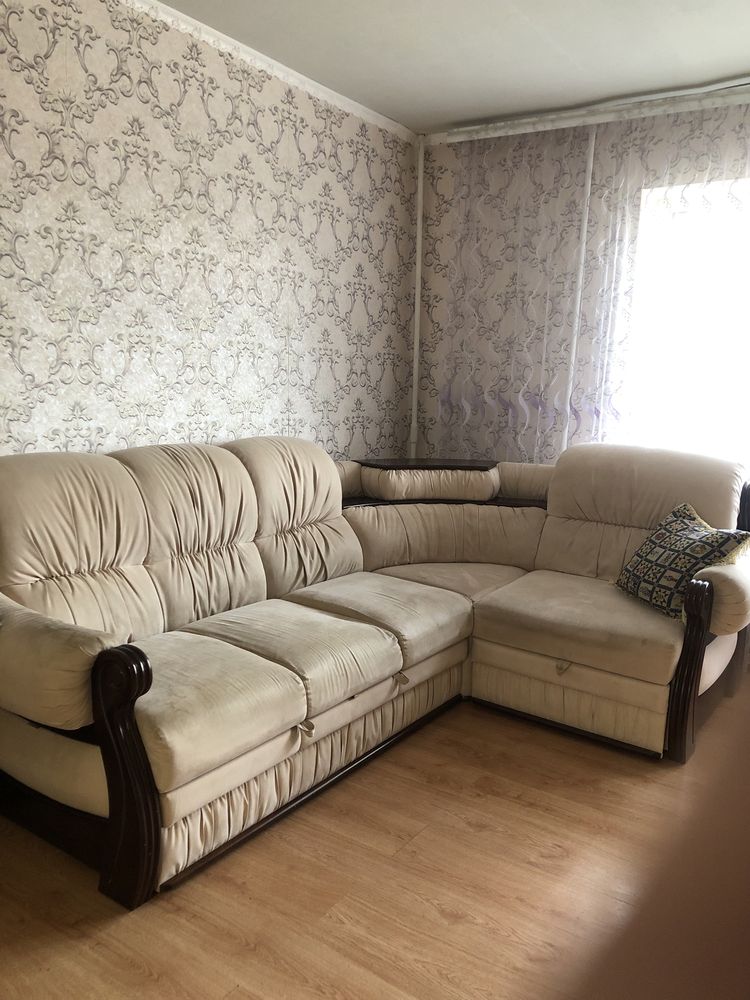 Здам в оренду  квартиру-житло по добово в місті Новомоскоськ