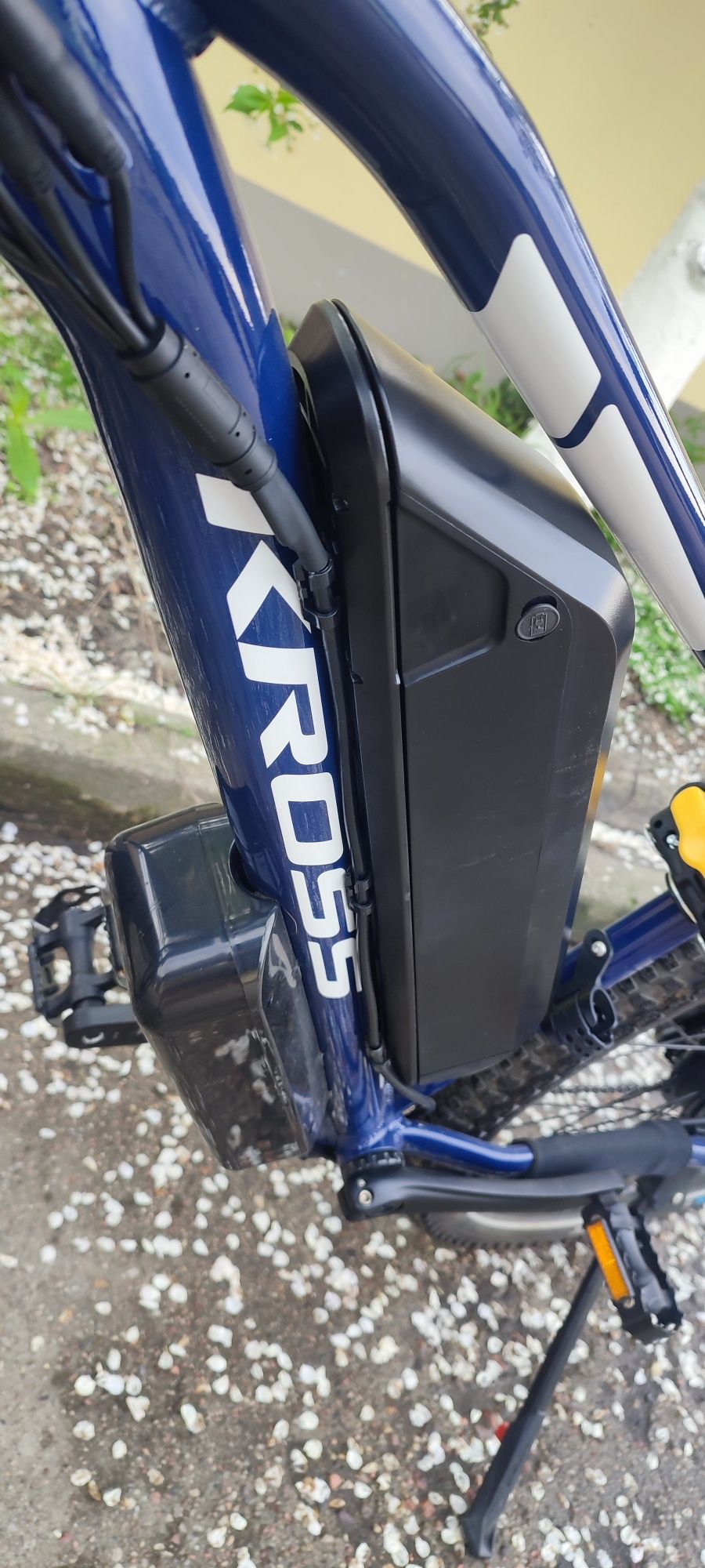 Rower elektryczny Kross Level 4 Przerobiony przez Taba na rowerze