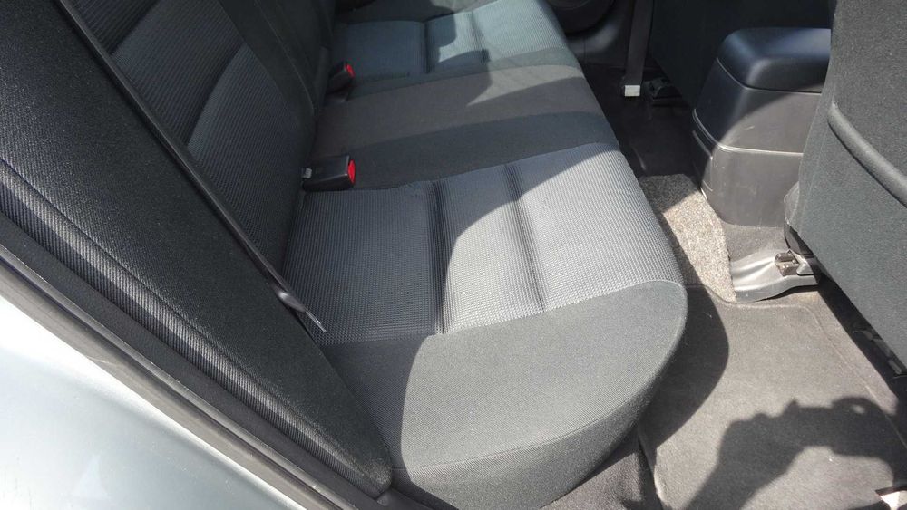 Автомобиль Мазда 6