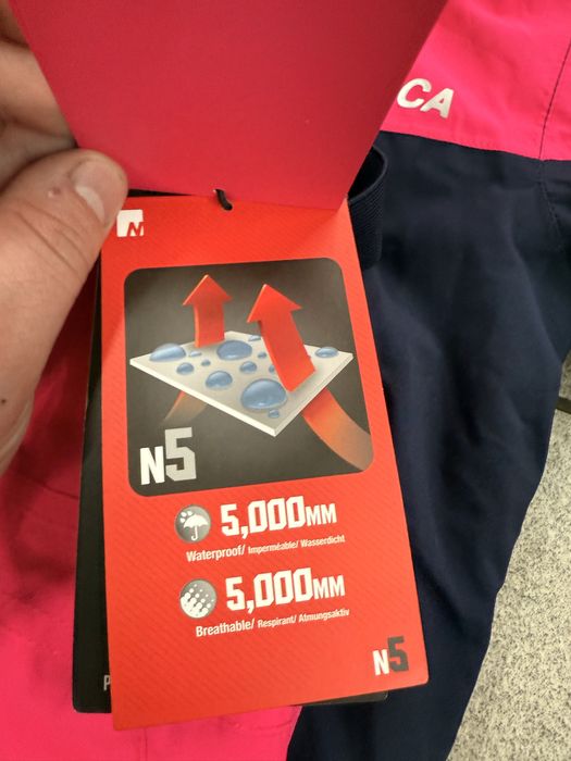 Зимовий костюм Nevica 104-110