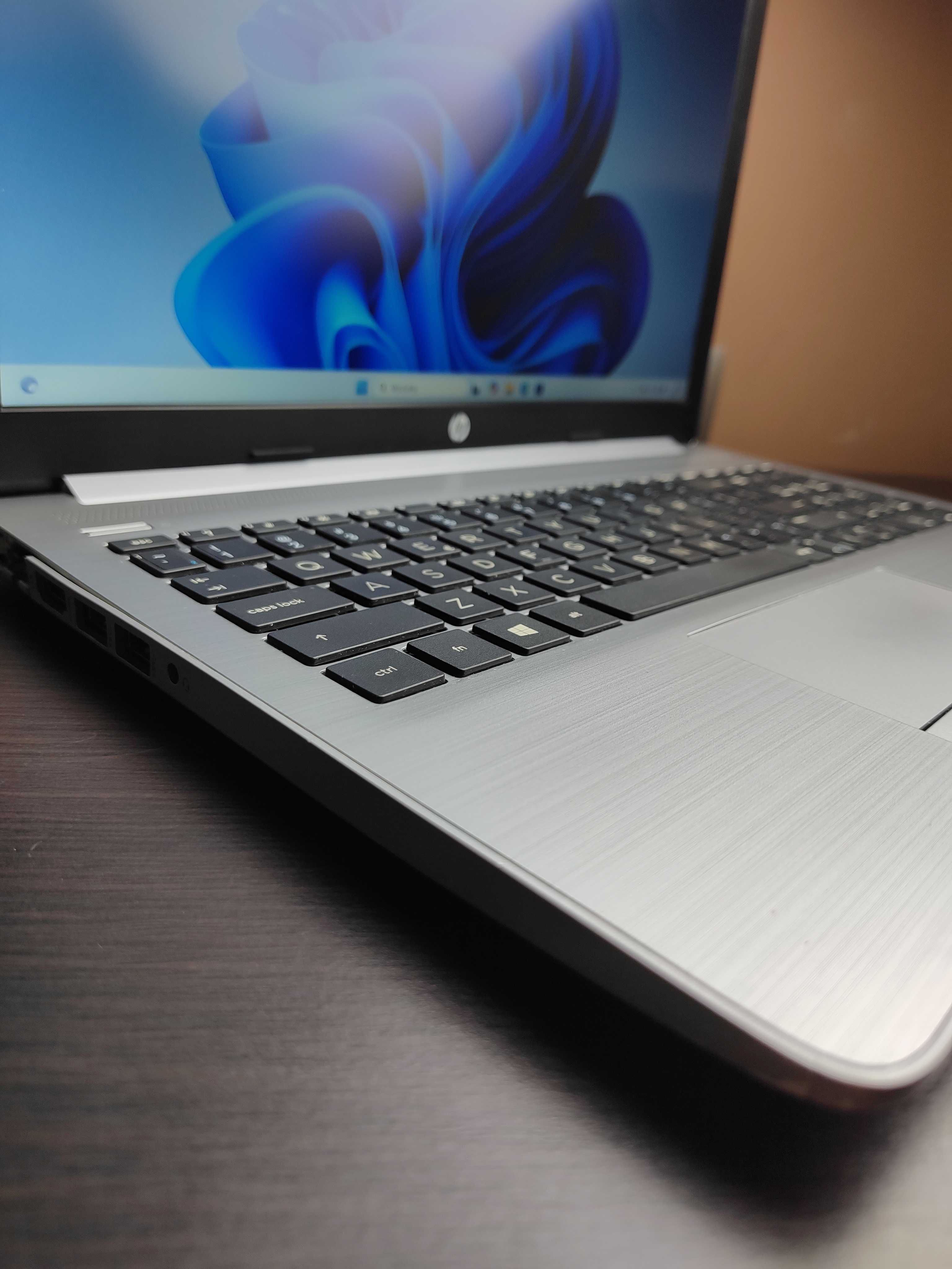 LAPTOP | 15,6" FHD | HP 255 G7 | Ryzen 5 3500U | 16GB RAM | DVD-RW W11