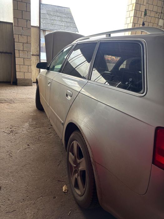 Audi A4 Avant Audi a4b7 2.0 automat