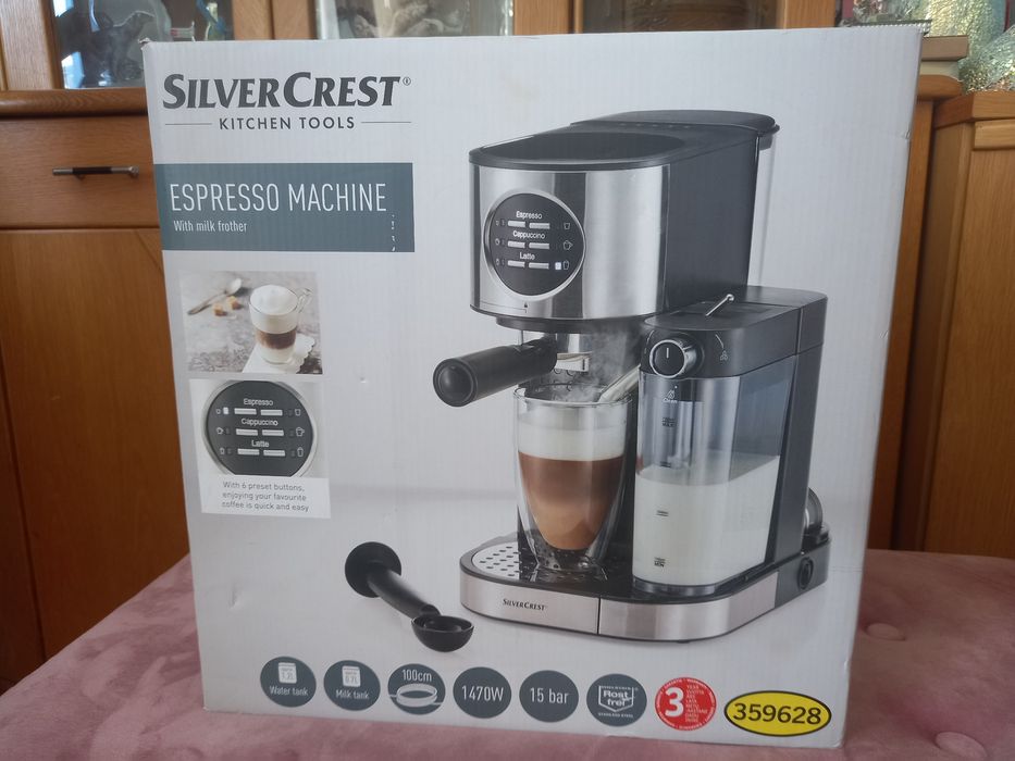 Nowy ekspres do kawy silverCrest że spieniaczem Semm 1470 W Nowy