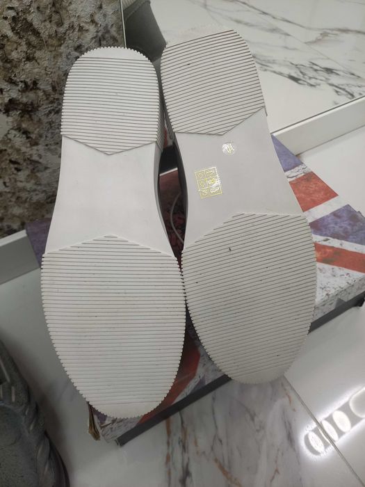 Шкіряні чоловічі снікерси