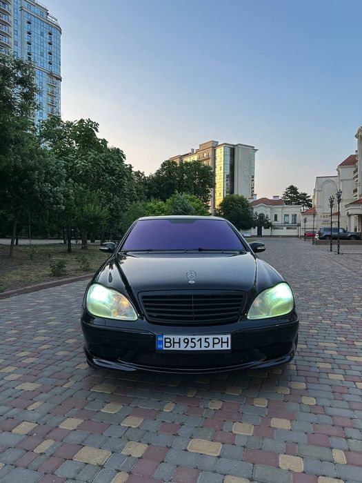 Mersedes-Benz W220 S500
