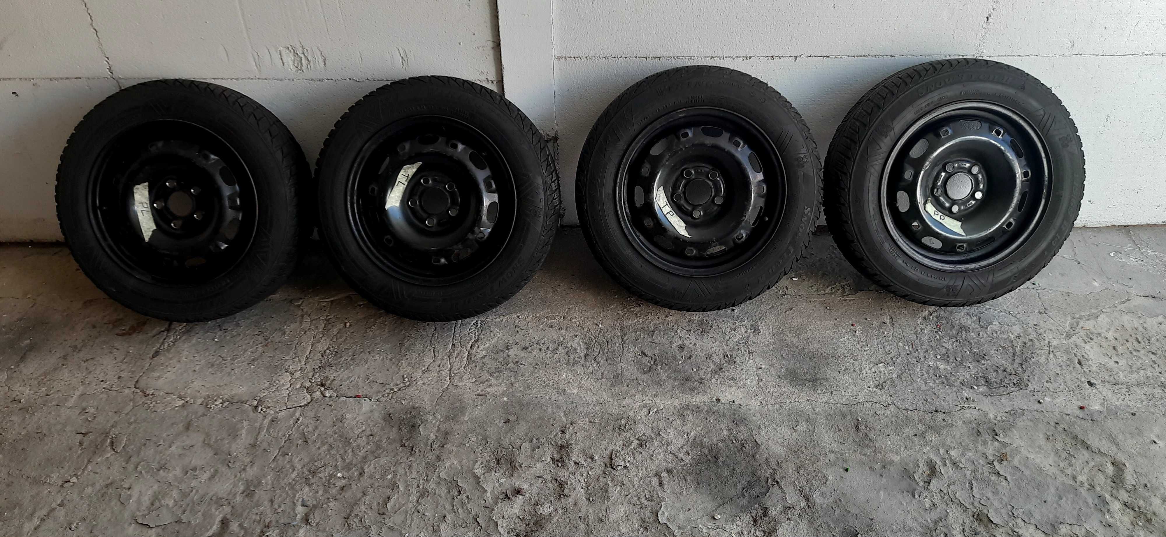 Opony z felgami  stalowymi zimowe