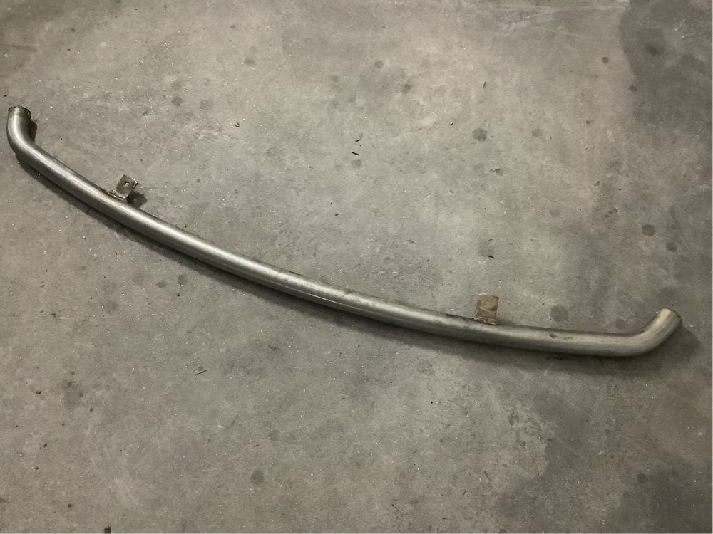 Barra para pára-choques dianteiro de Nissan Navara D40 Inox Bom estado