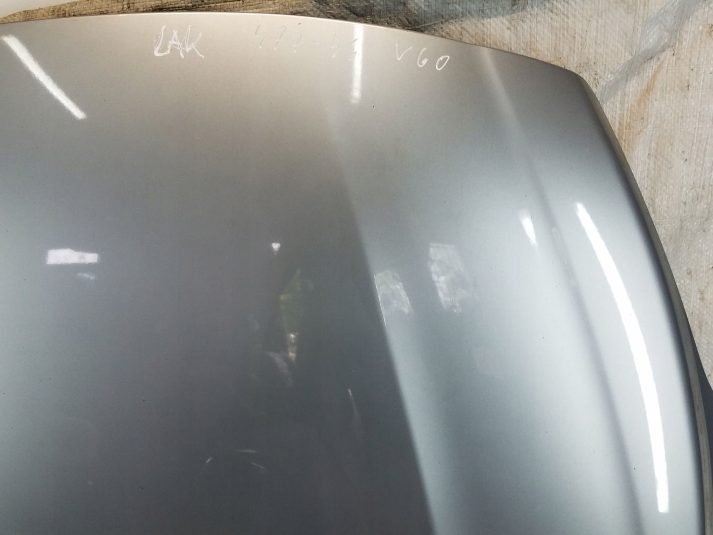 MASKA POKRYWA SILNIKA VOLVO V60 S60 II KOD 477-46