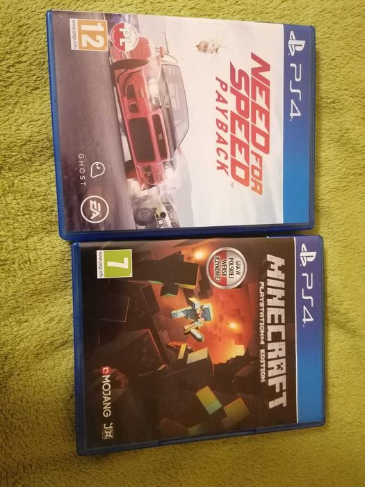 Konsola PS4 Slim 512+2 pady+2 gry