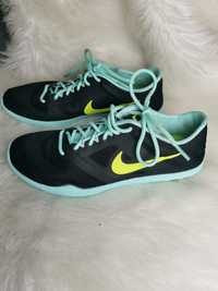 Buty Nike r. 40,5