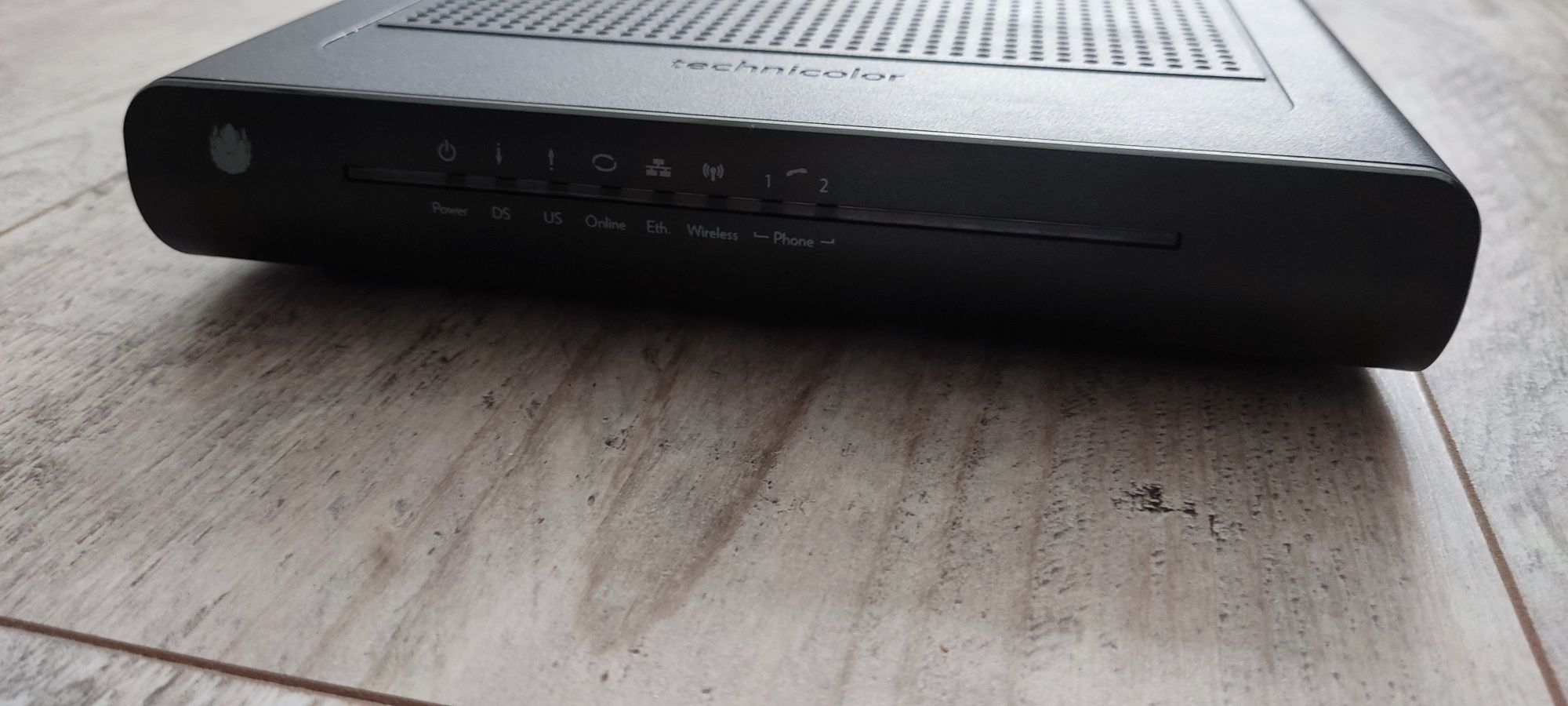 ROUTER Technicolor TC7200 U