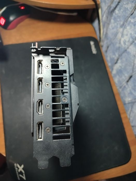 Продаю Rx 5700.8gb.б,у