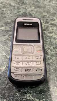 На деталі Nokia 1200