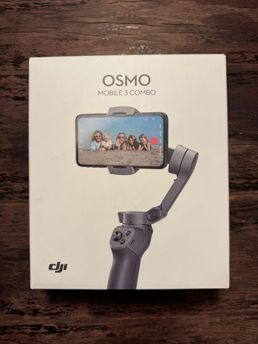 DJI Osmo Mobile 3 Combo