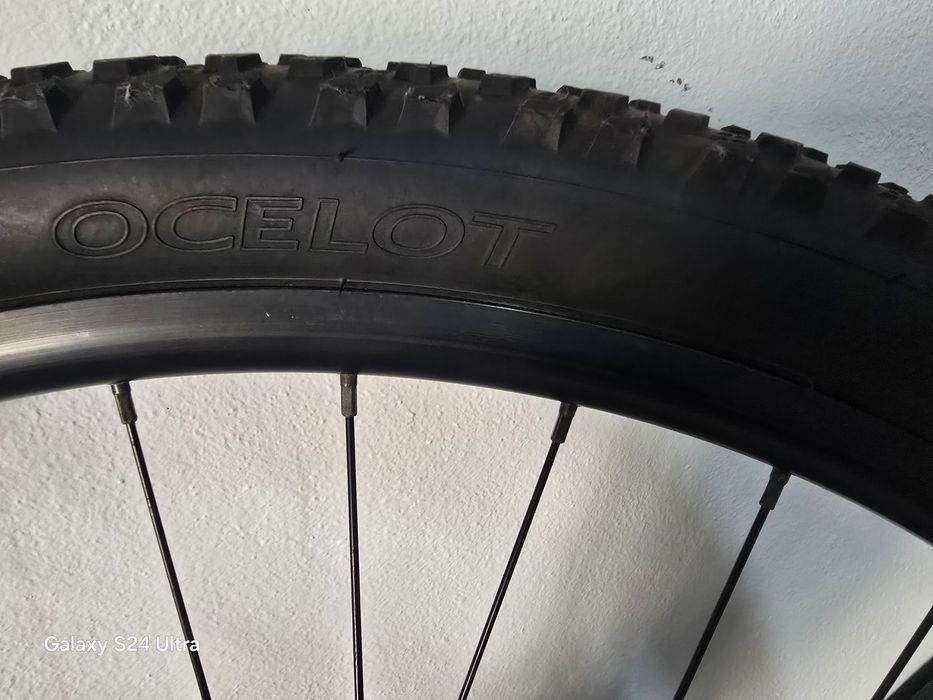 Vendo roda dianteira etrto 622X19C