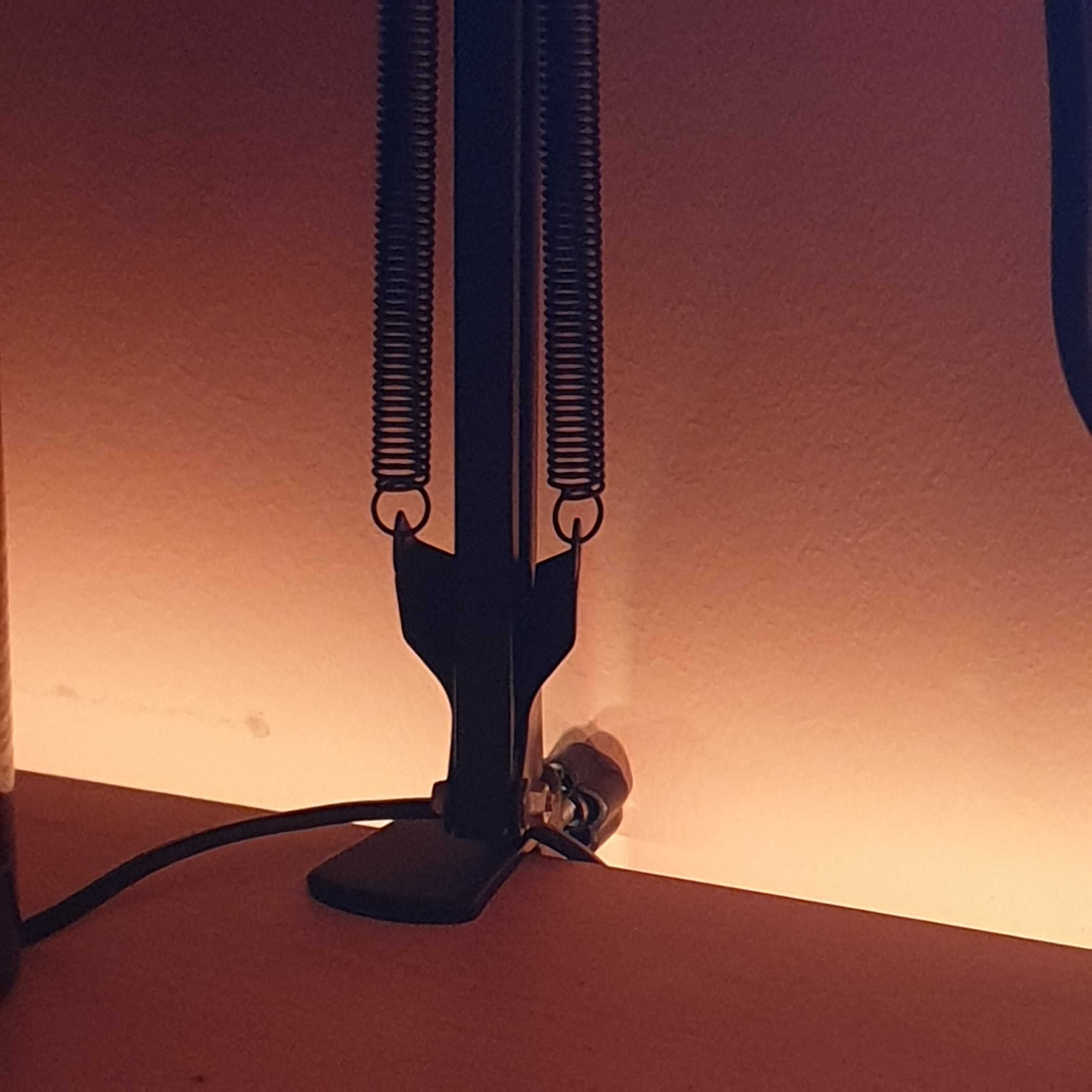 Microfone desktop com "pop-filter" - vendo urgente 30€